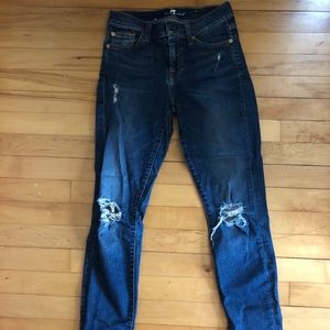 7 for all mankind jeans. Size 25. Good condition!
